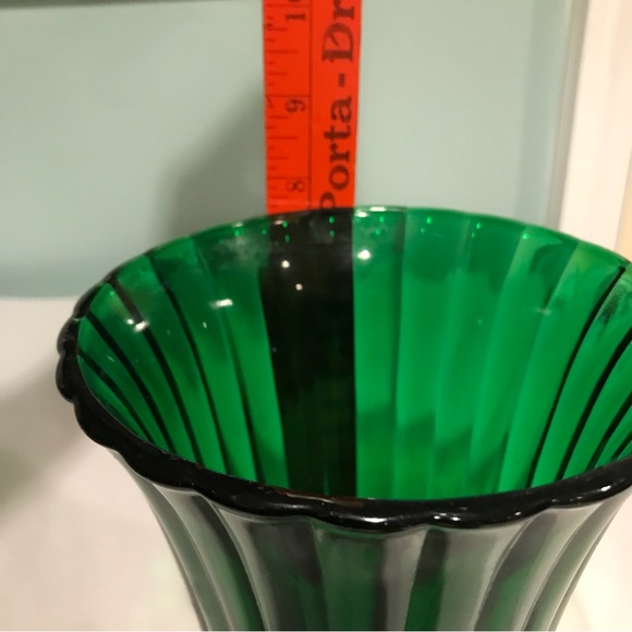 Forest Green Ribbed Flared Glass Flower Vase -NAPCO - Picture 6 of 9